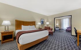 Best Western Plus Swiss Chalet Hotel & Suites